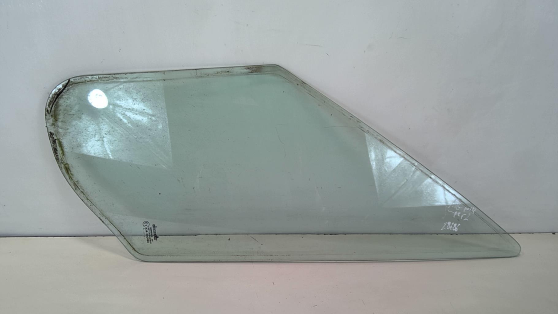 Ventanilla triangular delantera izquierda (puerta) CITROEN JUMPER 2 Diésel - 1