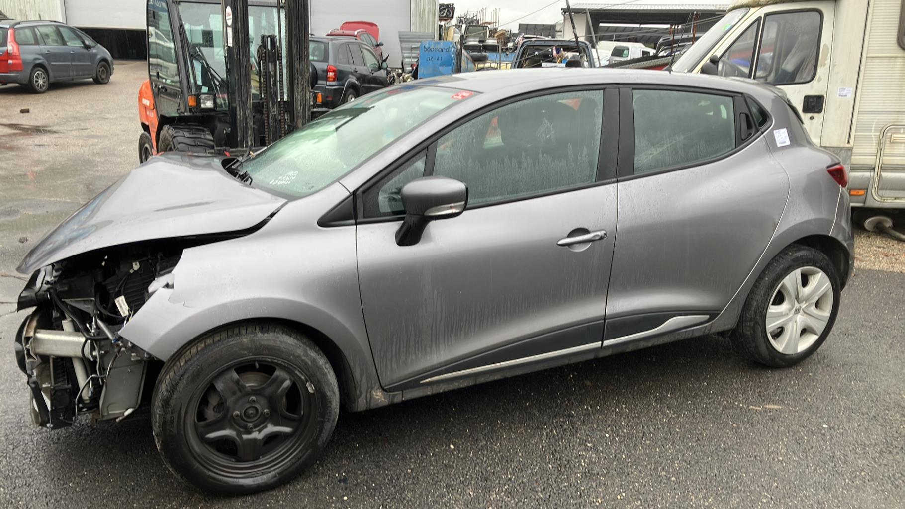Ventanilla triangular delantera izquierda (puerta) RENAULT CLIO 4  - 1