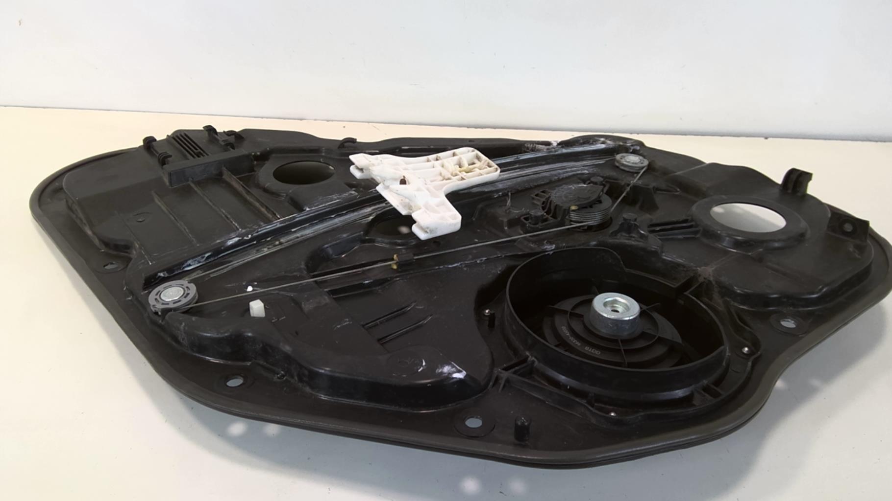 Alzacristalli elettrico posteriore sinistro HYUNDAI I 30 2 PHASE 1 Diésel - 1