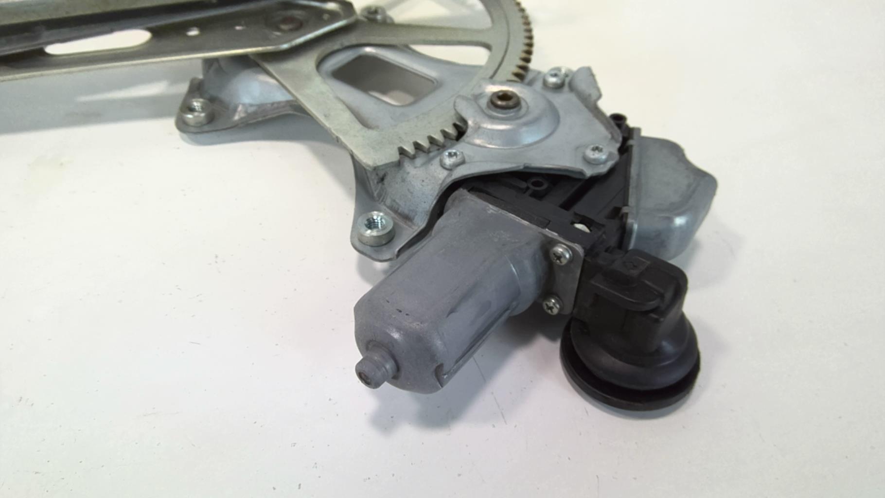 Alzacristalli elettrico anteriore sinistro TOYOTA VERSO-S PHASE 1 Gasolina - 1