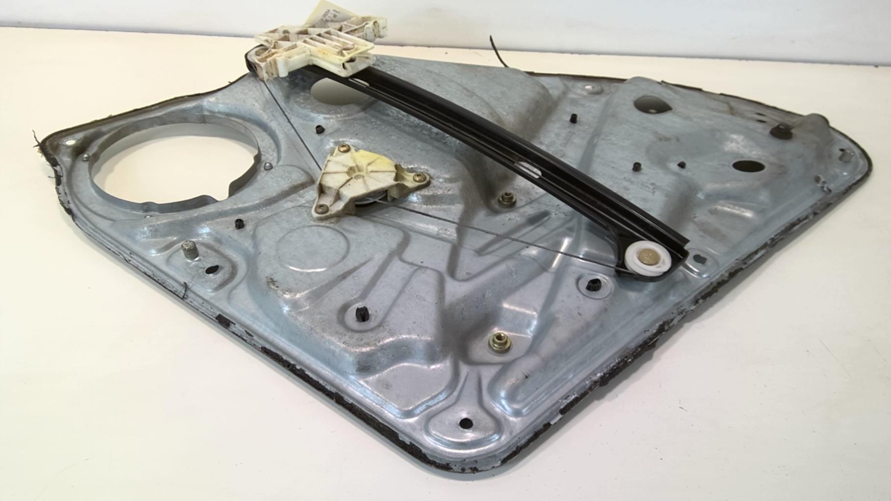 Alzacristalli elettrico posteriore destro VOLKSWAGEN PASSAT 4 PHASE 1 Diésel - 1