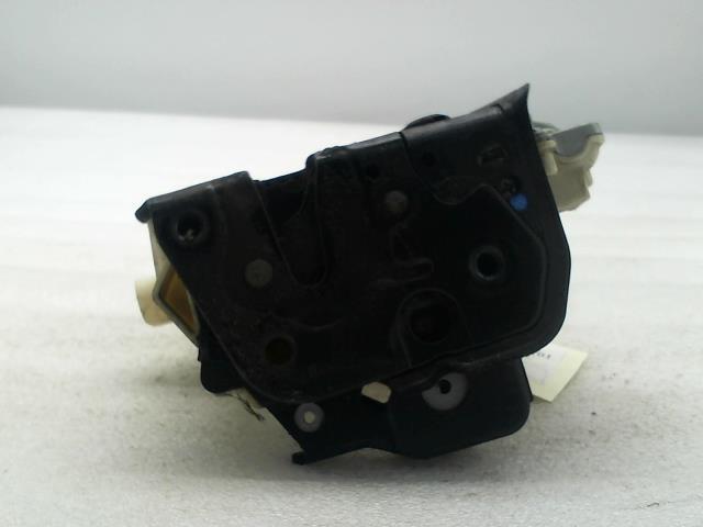 Serrure arriere droit AUDI A3 2 PHASE 2 Diesel - 1