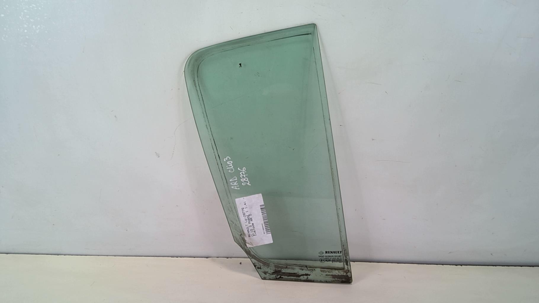 Custode arriere droit (porte) RENAULT CLIO 3 PHASE 1 Essence - 1