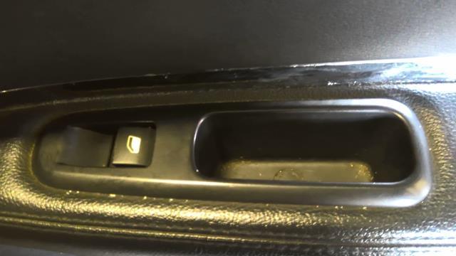 Interruttore lavacristalli posteriore destro PEUGEOT 5008 1 PHASE 1 Diésel - 1