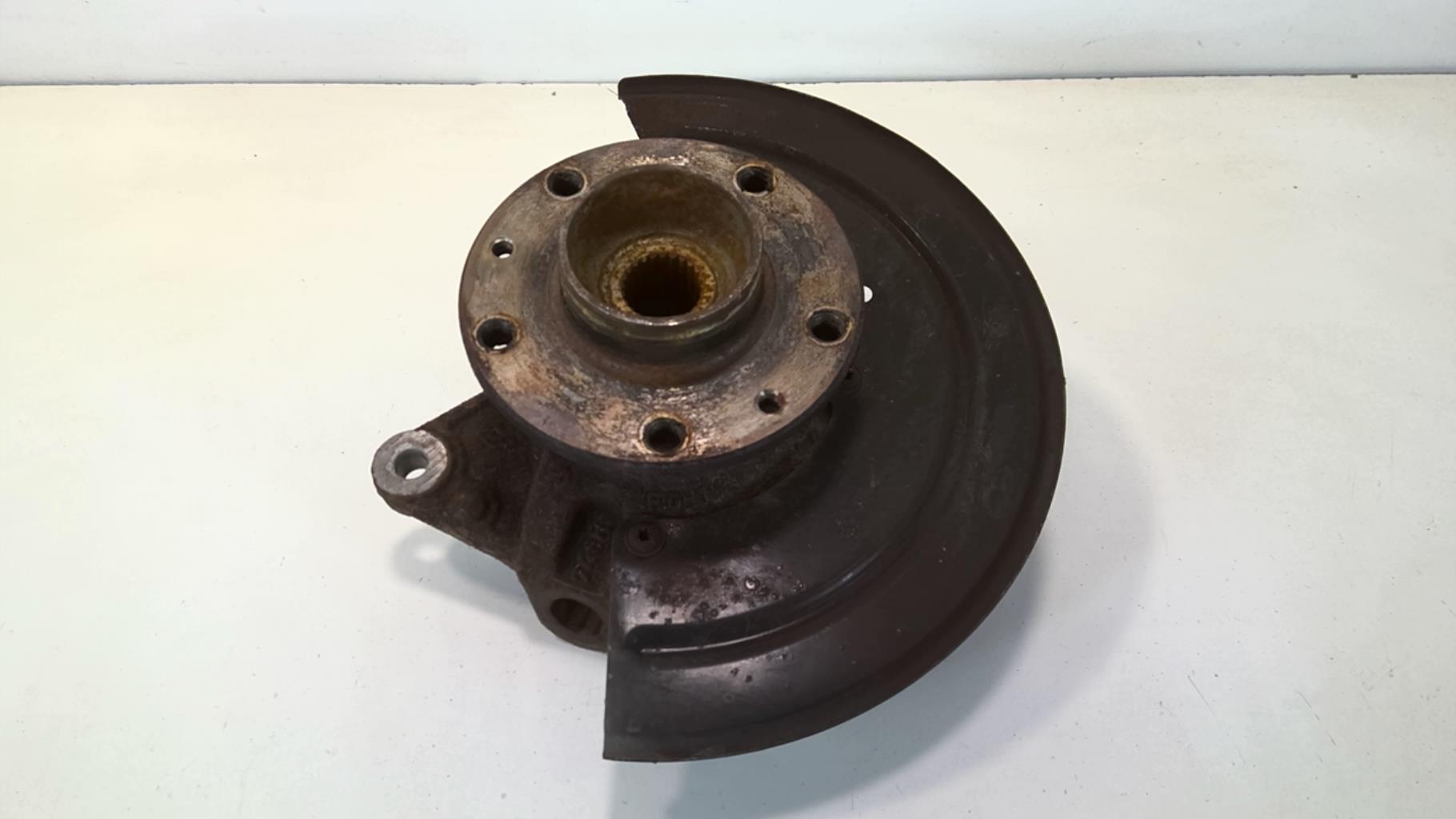 Moyeu avant gauche DACIA DUSTER 1 PHASE 1 Diesel - 1