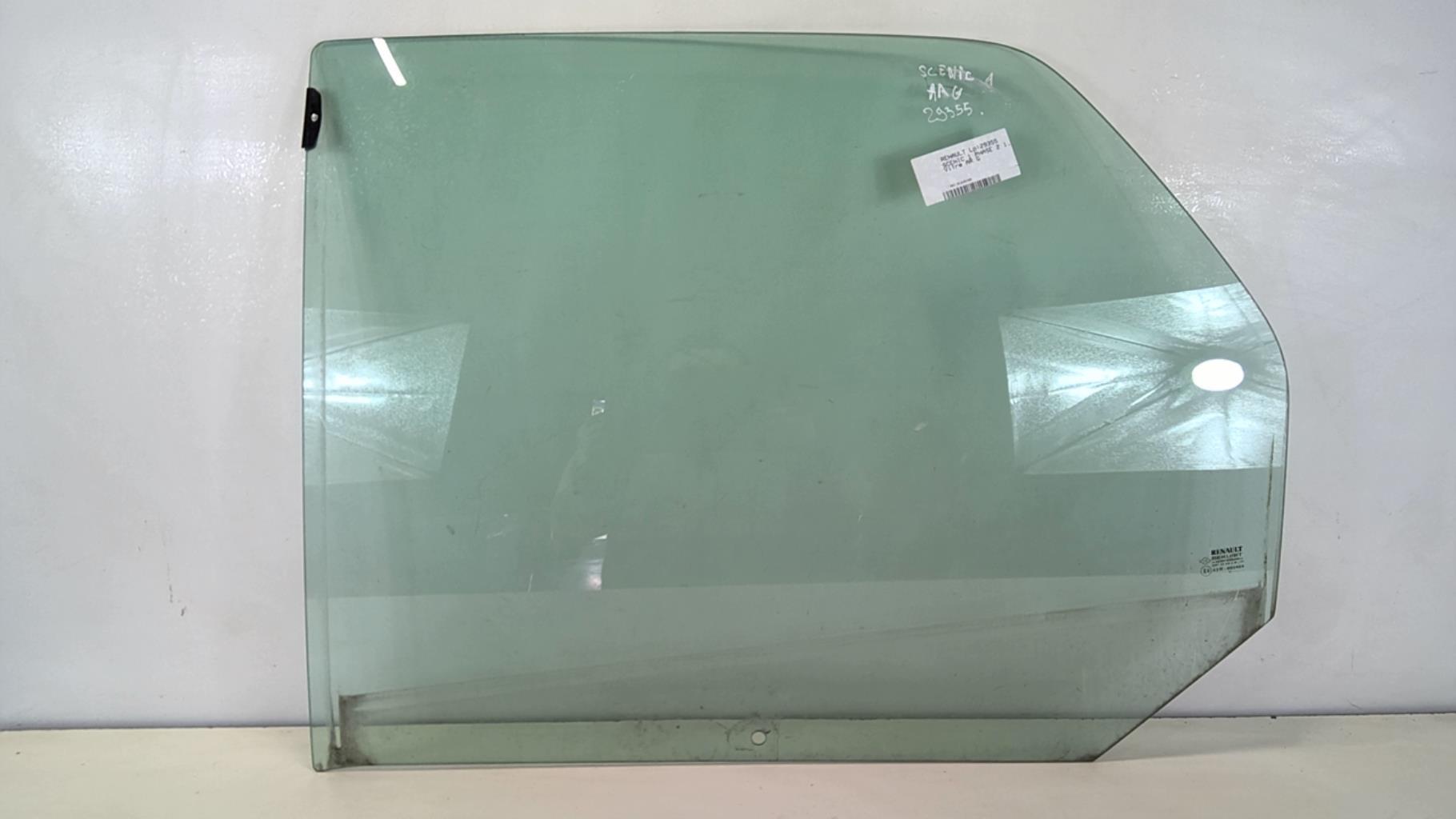 Vitre arriere gauche RENAULT SCENIC 1 PHASE 2 Essence - 1