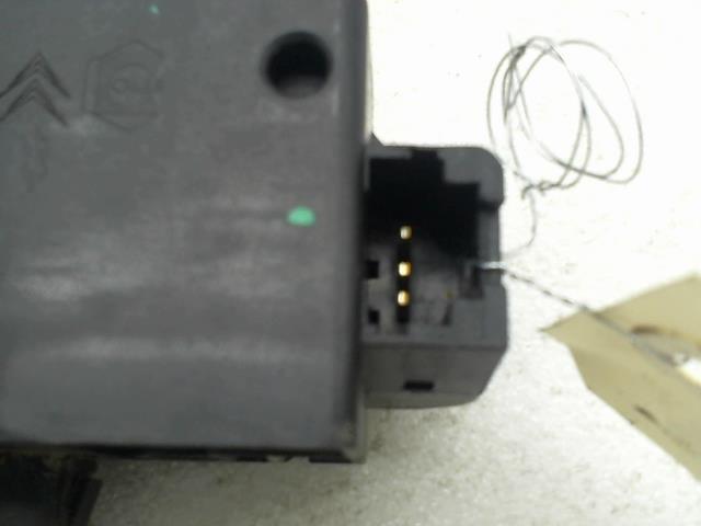 Serrure de hayon CITROEN C4 1  - 1
