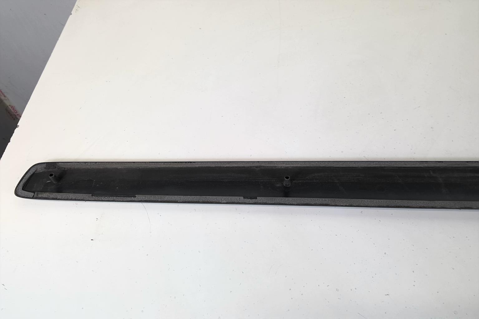 Modanatura portiera anteriore sinistra VOLKSWAGEN POLO 4 PHASE 1 Gasolina - 1
