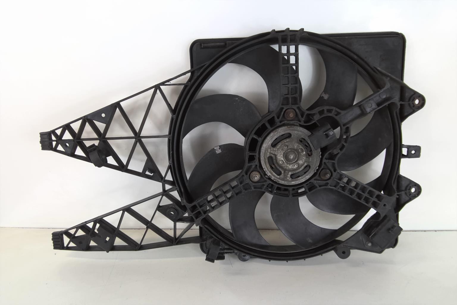 Motoventilatore radiatore FIAT GRANDE PUNTO Diésel - 1