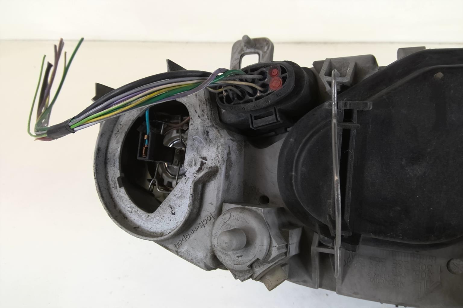 Gruppo ottico anteriore principale destro (luci)(faro) ALFA ROMEO 147  - 1