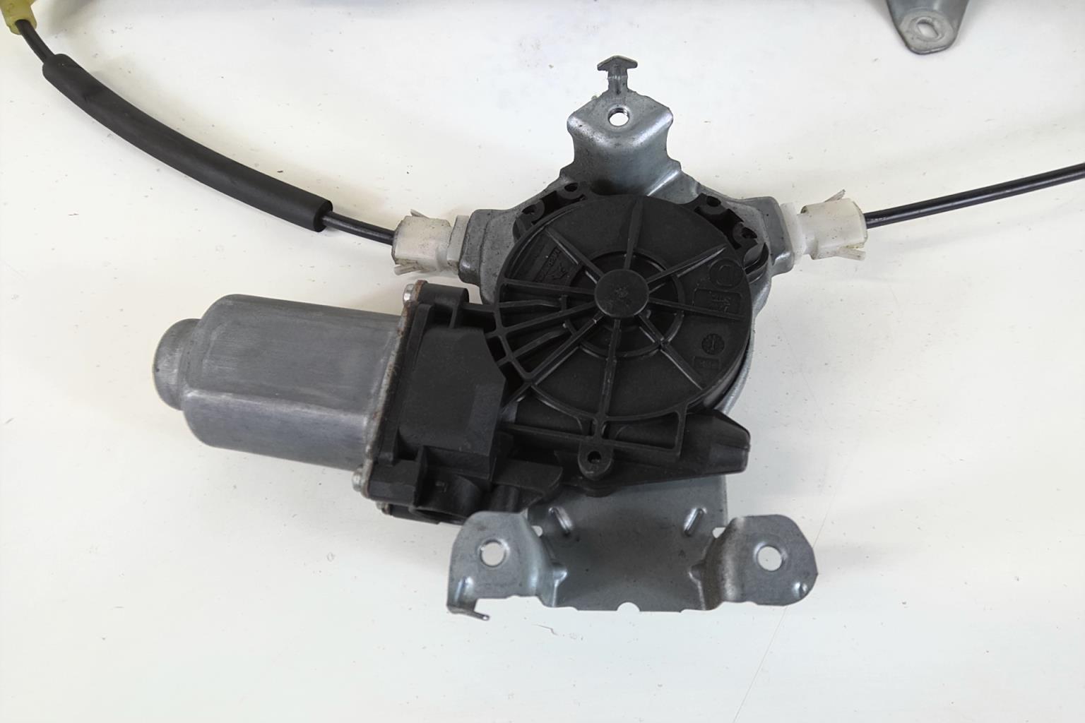 Alzacristalli elettrico anteriore destro NISSAN NOTE 1 PHASE 1 Diésel - 1
