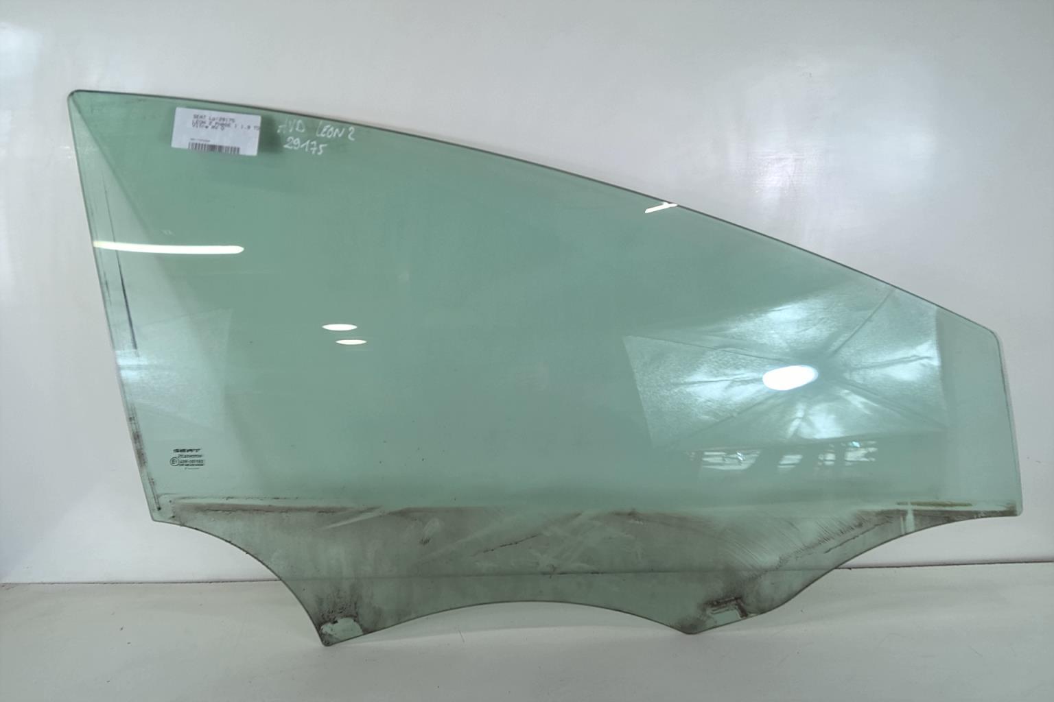 Vitre avant droit SEAT LEON 2 PHASE 1 Diesel - 1