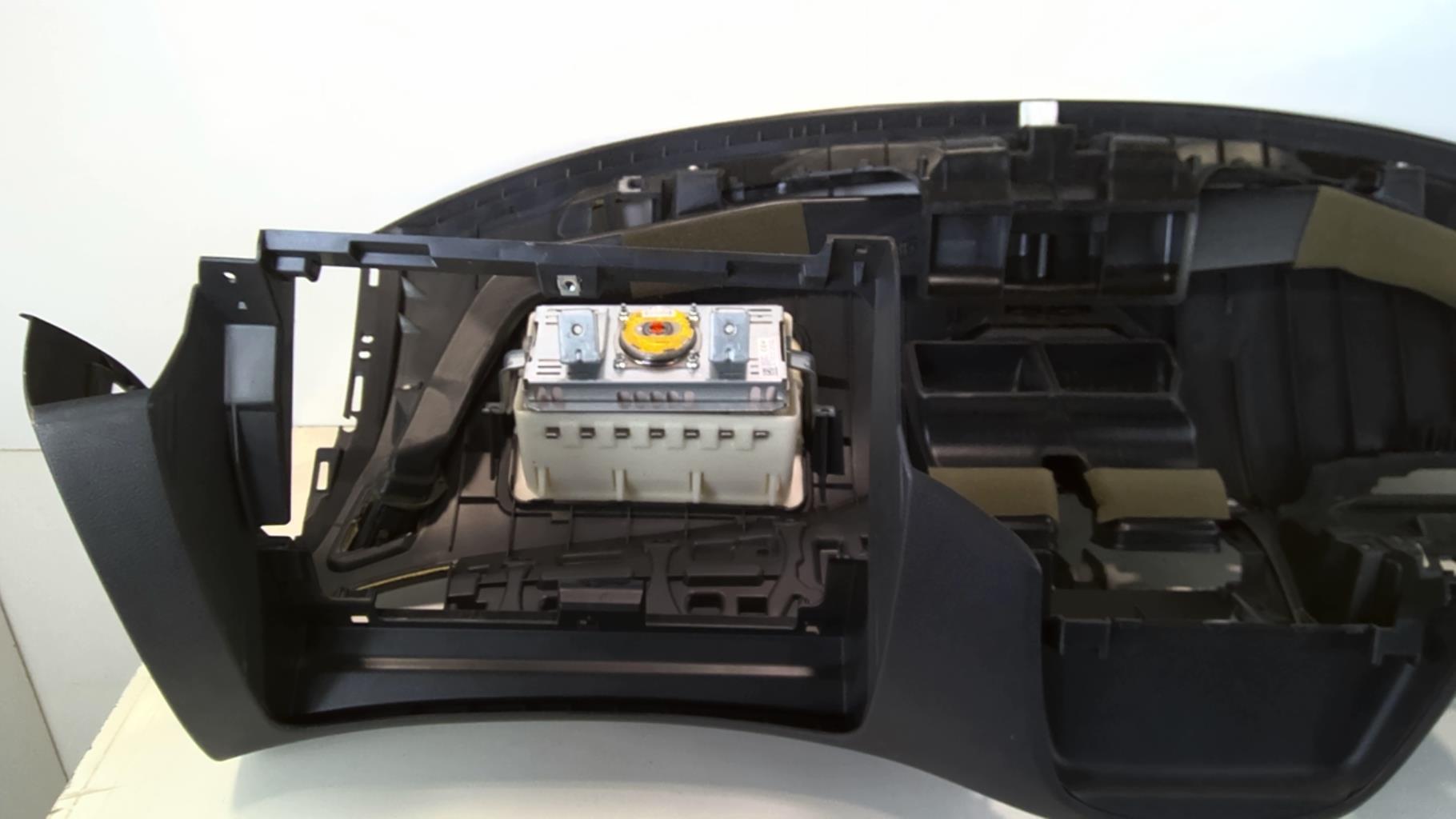 Planche de bord complete NISSAN PULSAR Essence - 1