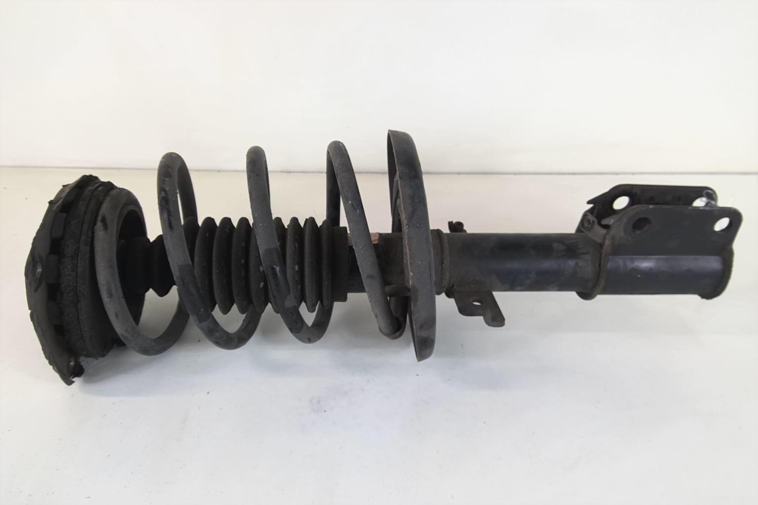 Ammortizzatore anteriore sinistro RENAULT MEGANE 3 PHASE 1 Diésel - 1