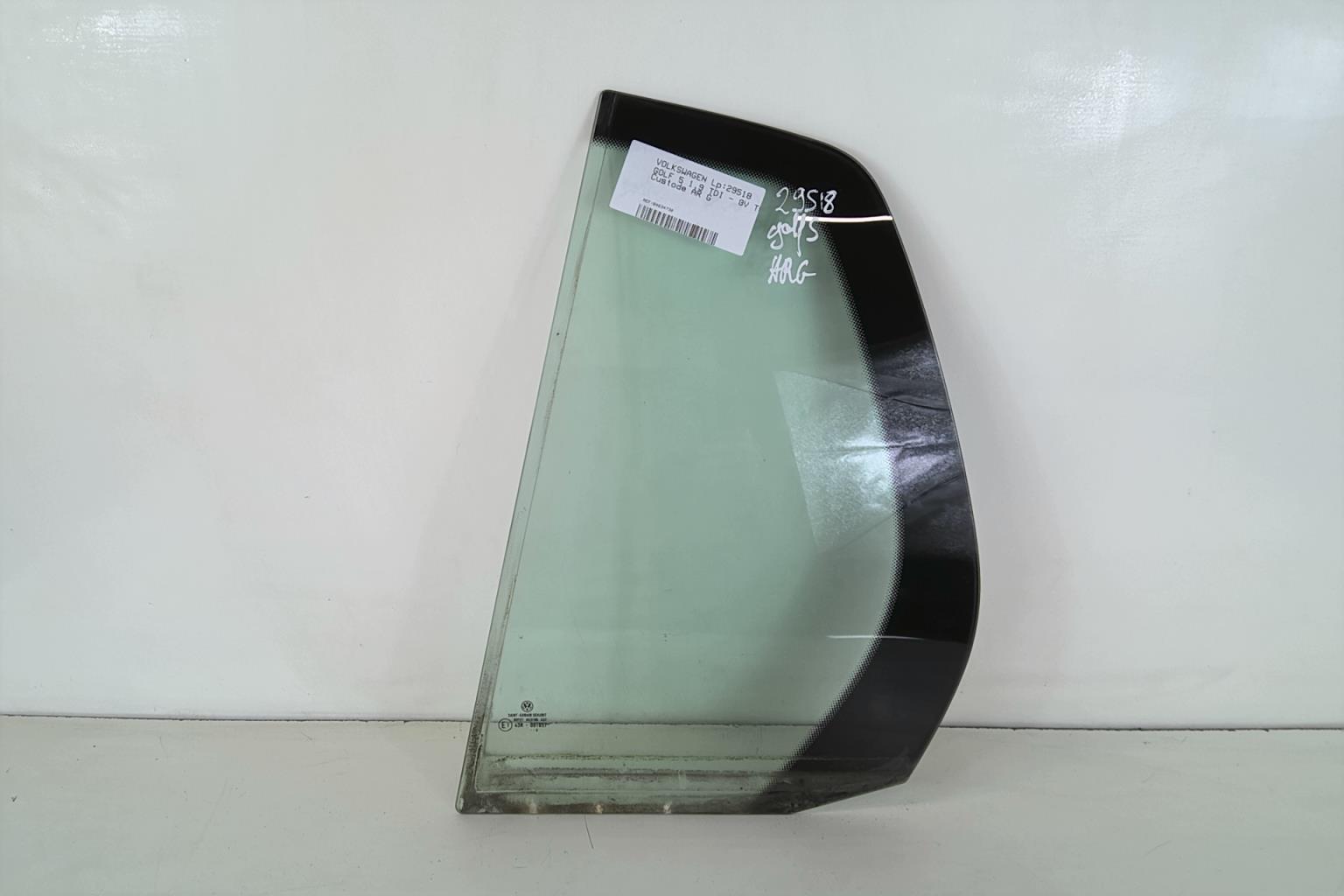 Ventanilla triangular trasera izquierda (puerta) VOLKSWAGEN GOLF 5 Diésel - 1