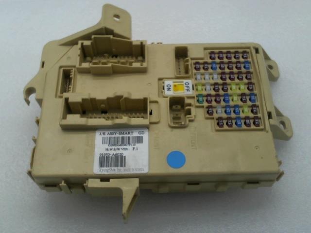 Boitier BSI HYUNDAI I 30 2 PHASE 1 Diesel - 1