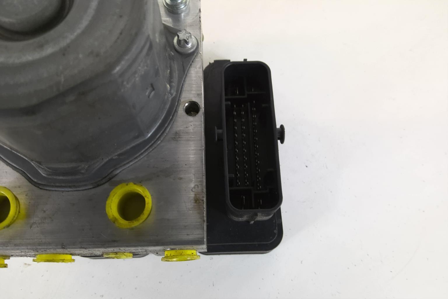 Blocco ABS (antibloccaggio freni) RENAULT TWINGO 3 PHASE 1 Gasolina - 1