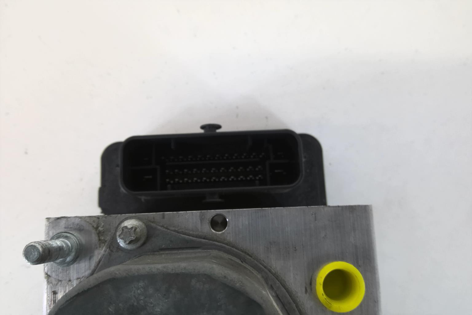 Blocco ABS (antibloccaggio freni) PEUGEOT 308 2 SW PHASE 1 BREAK Diésel - 1
