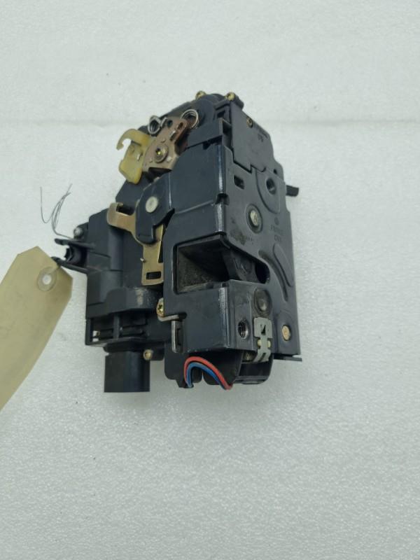 Serrure avant droit SEAT LEON 1 Diesel - 1