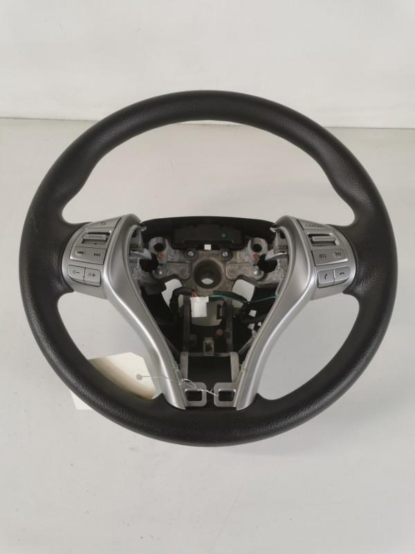 Volante NISSAN PULSAR Gasolina - 1