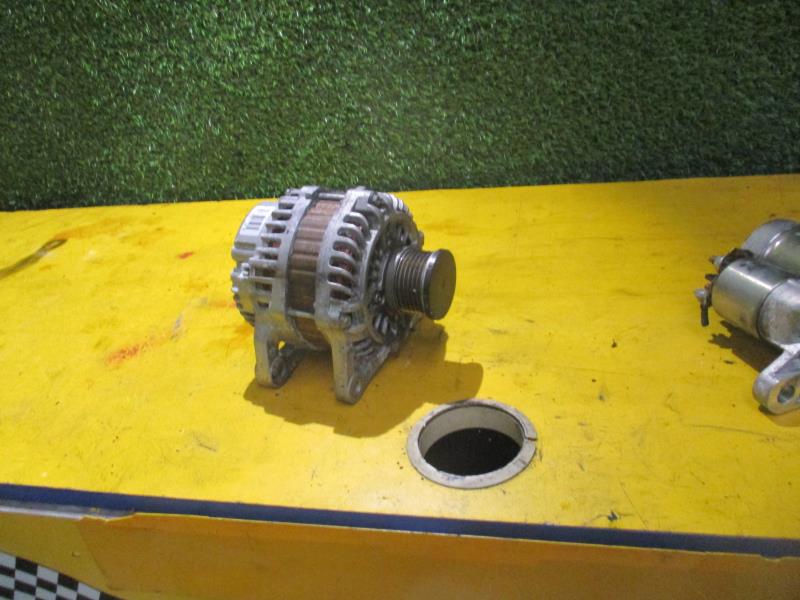Alternateur RENAULT CLIO 4 PHASE 1 Essence - 1
