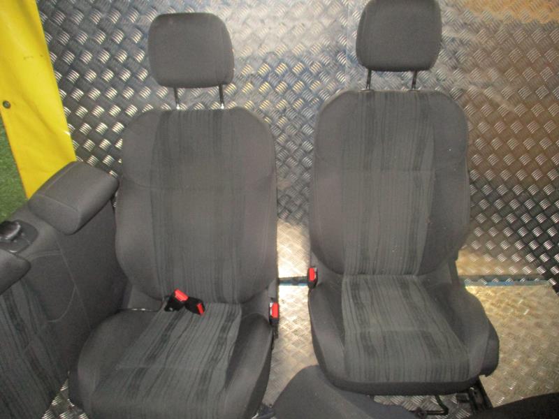 Interieur complet PEUGEOT 508 1 SW PHASE 1 BREAK Diesel - 1