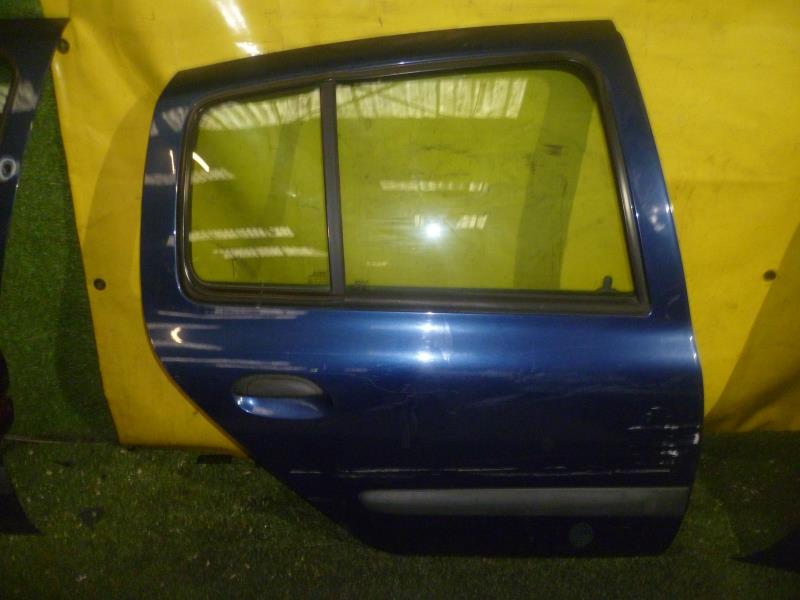 Porte arriere droit RENAULT CLIO 2 PHASE 1 Essence - 1
