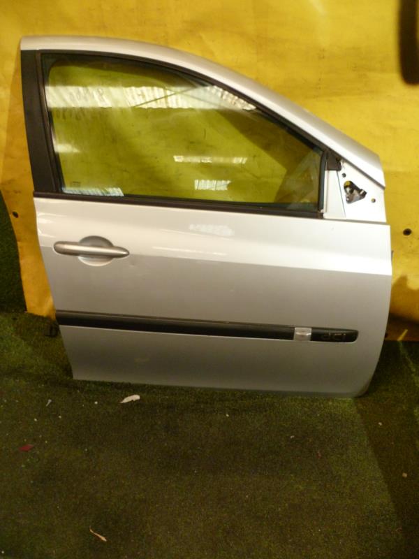 Vitre avant droit RENAULT CLIO 3 PHASE 1 Diesel - 1