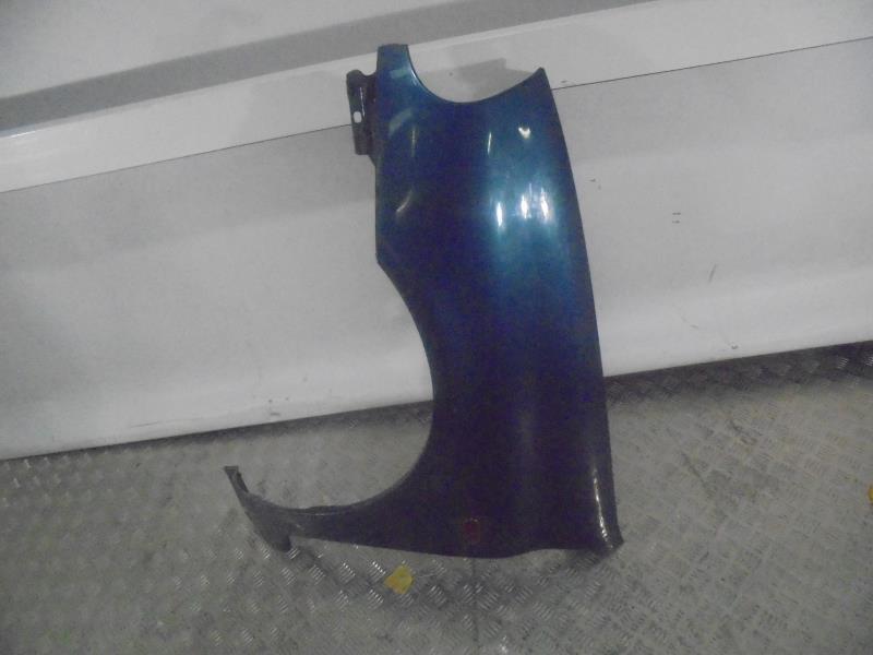 Aile avant gauche RENAULT CLIO 2 PHASE 1 Essence - 1