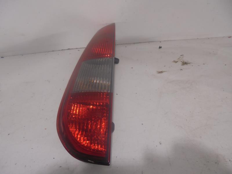 Feu arriere principal gauche (feux) FORD FOCUS 2 PHASE 1 BREAK Diesel - 1