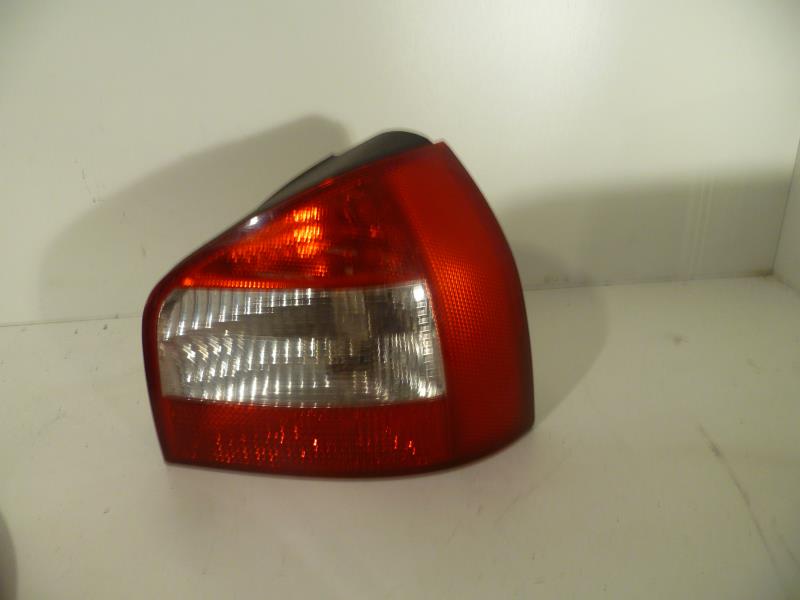 Feu arriere principal droit (feux) AUDI A3 1 PHASE 2 Diesel - 1