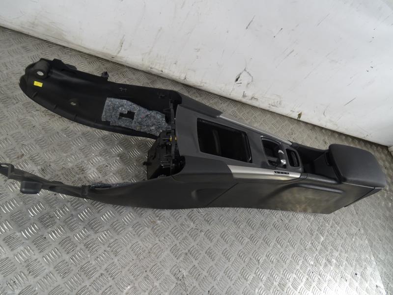 Console central (interieur plastique) CITROEN C4 2 PHASE 1 Diesel - 1
