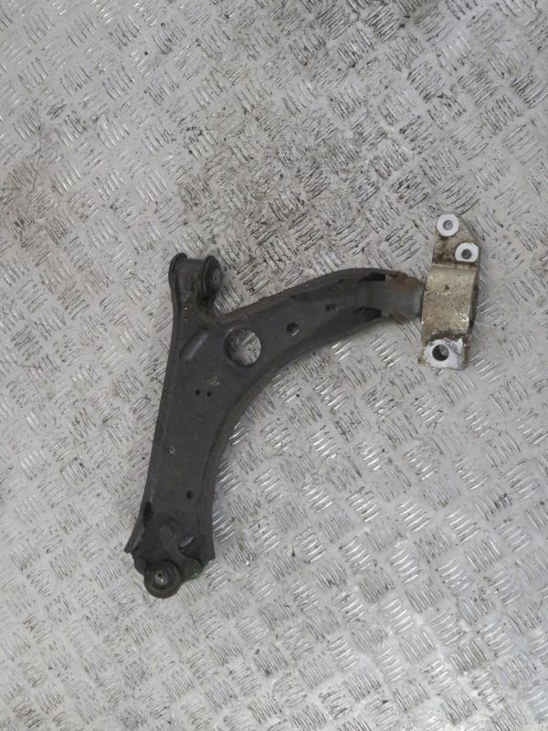 Triangle avant gauche AUDI A3 2 PHASE 1 Essence - 1