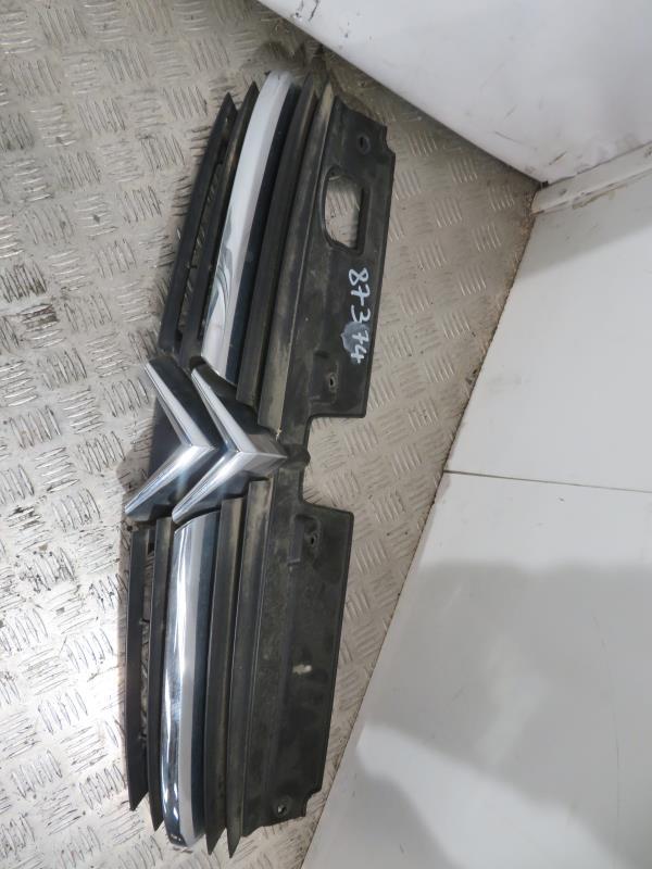 Calandre CITROEN C5 1 PHASE 1 Essence - 1