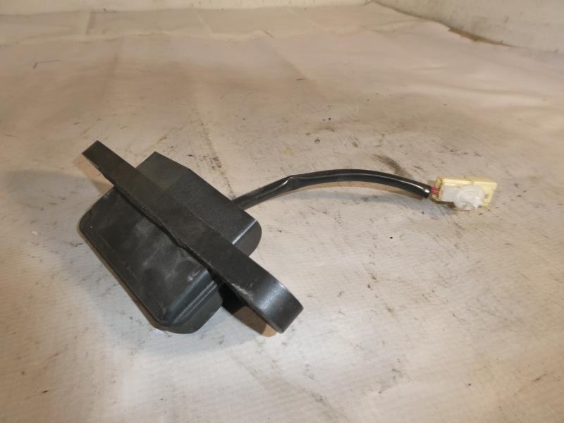 Bouton de coffre PEUGEOT 4007 Diesel - 1