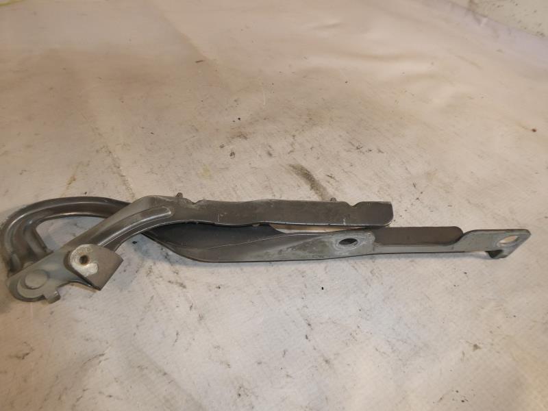 Charniere de capot PEUGEOT 207 SW 1.4 VTI 16V 95 Essence - 1