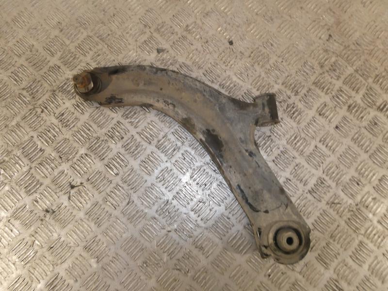 Triangle avant gauche RENAULT CLIO 3 PHASE 2 Essence - 1