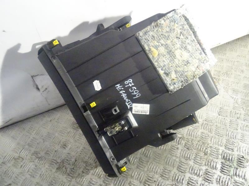 Boite a gants RENAULT MEGANE 4 Diesel - 1