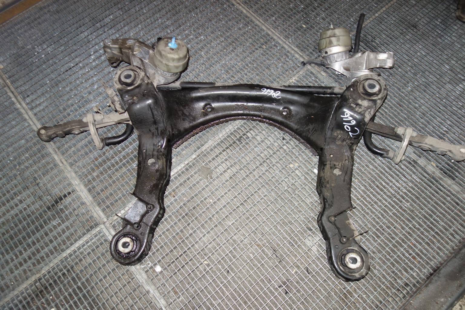 Berceau avant AUDI A6 3 AVANT PHASE 1 BREAK Diesel - 1