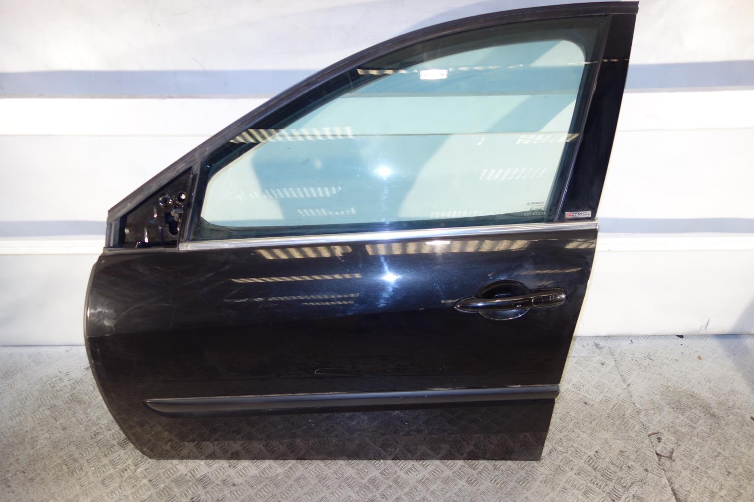 Porte avant gauche RENAULT LAGUNA 3 PHASE 1 BREAK Diesel - 1