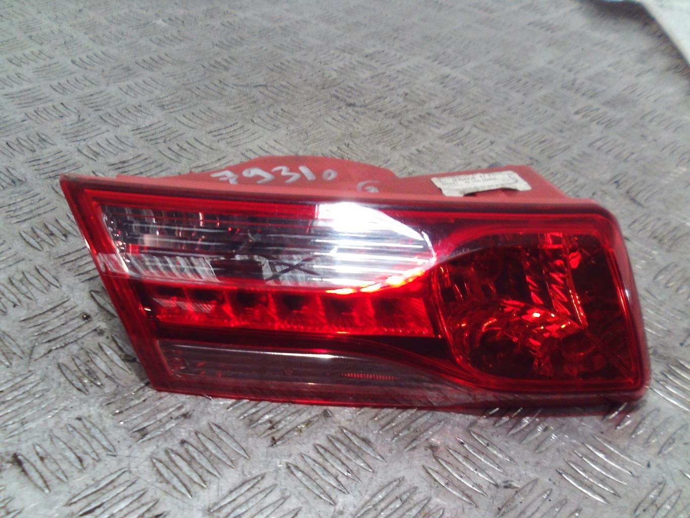 Feu arriere secondaire gauche (feux) RENAULT LAGUNA 3 PHASE 1 COUPE Diesel - 1