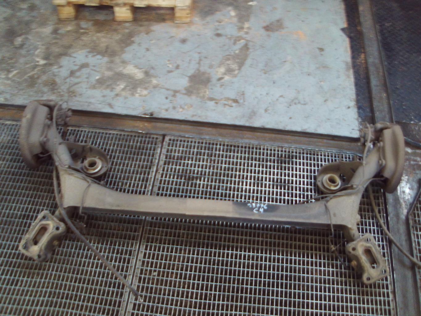 Train arriere complet CITROEN C4 1 PHASE 1 Essence - 1