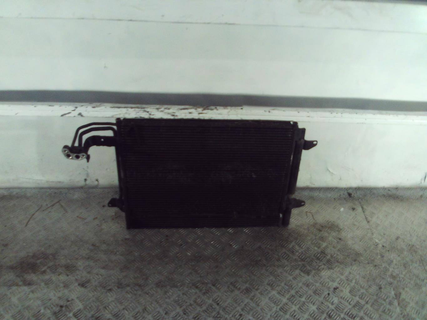 Condenseur de clim VOLKSWAGEN TOURAN 1 PHASE 1 Essence - 1
