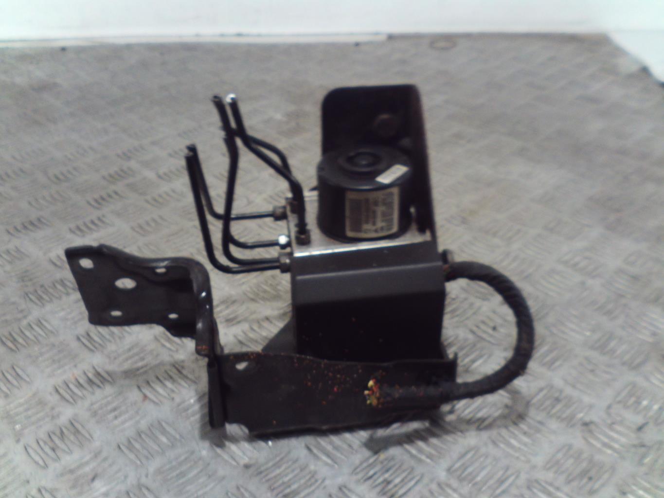 Bloc ABS (freins anti-blocage) CITROEN C3 2 PHASE 1 Essence - 1