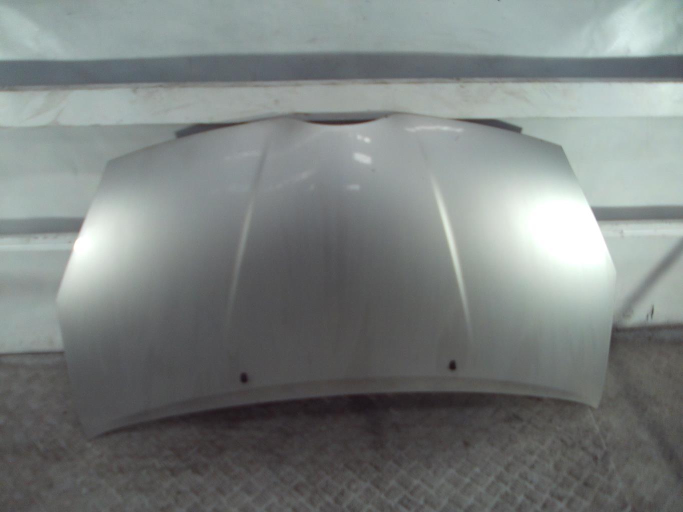 Capot TOYOTA COROLLA VERSO 2 PHASE 1 Diesel - 1