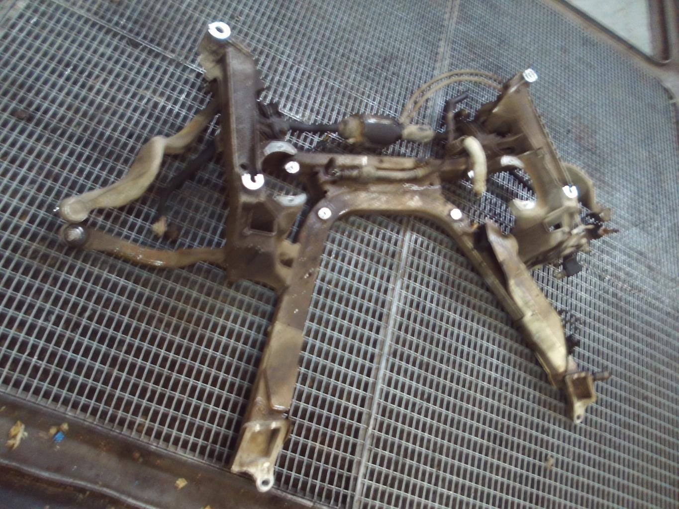 Berceau avant BMW SERIE 7 E65 PHASE 2 Essence - 1