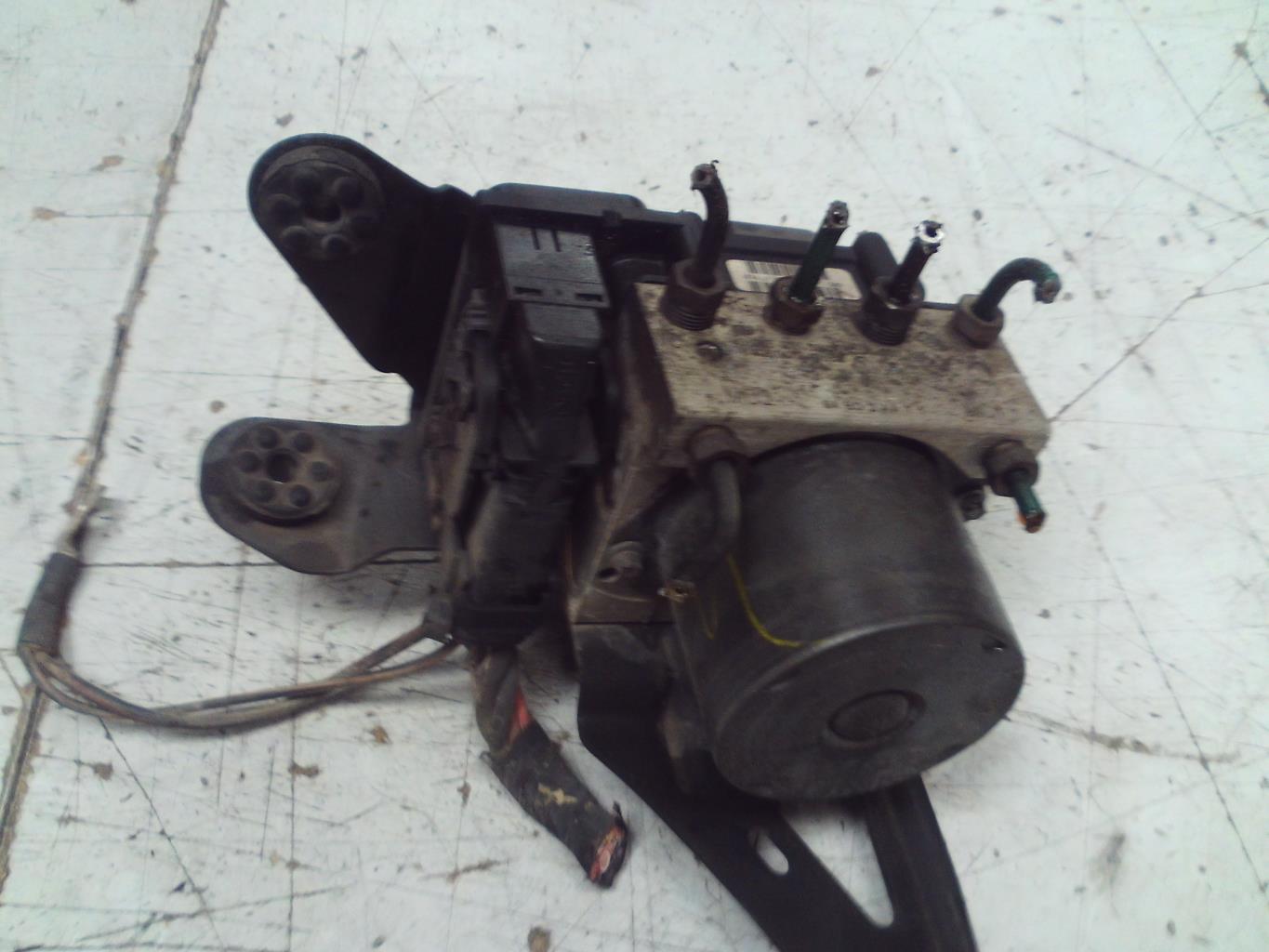Bloc ABS (freins anti-blocage) RENAULT MEGANE 2 PHASE 1 BREAK Diesel - 1
