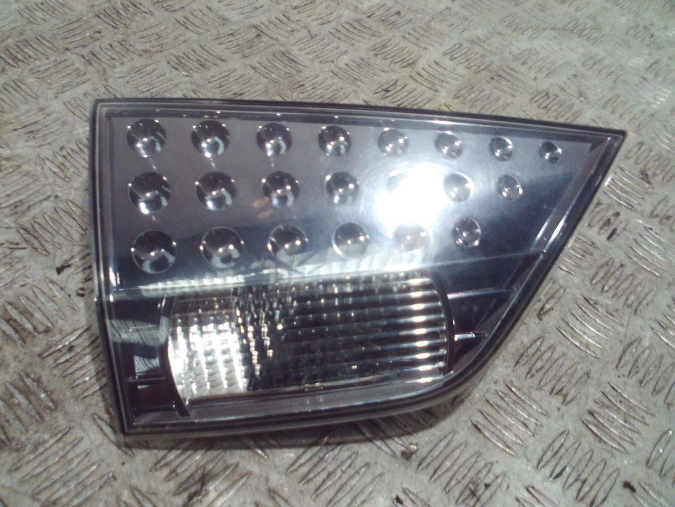 Feu arriere secondaire gauche (feux) MITSUBISHI OUTLANDER 2 PHASE 2 Diesel - 1