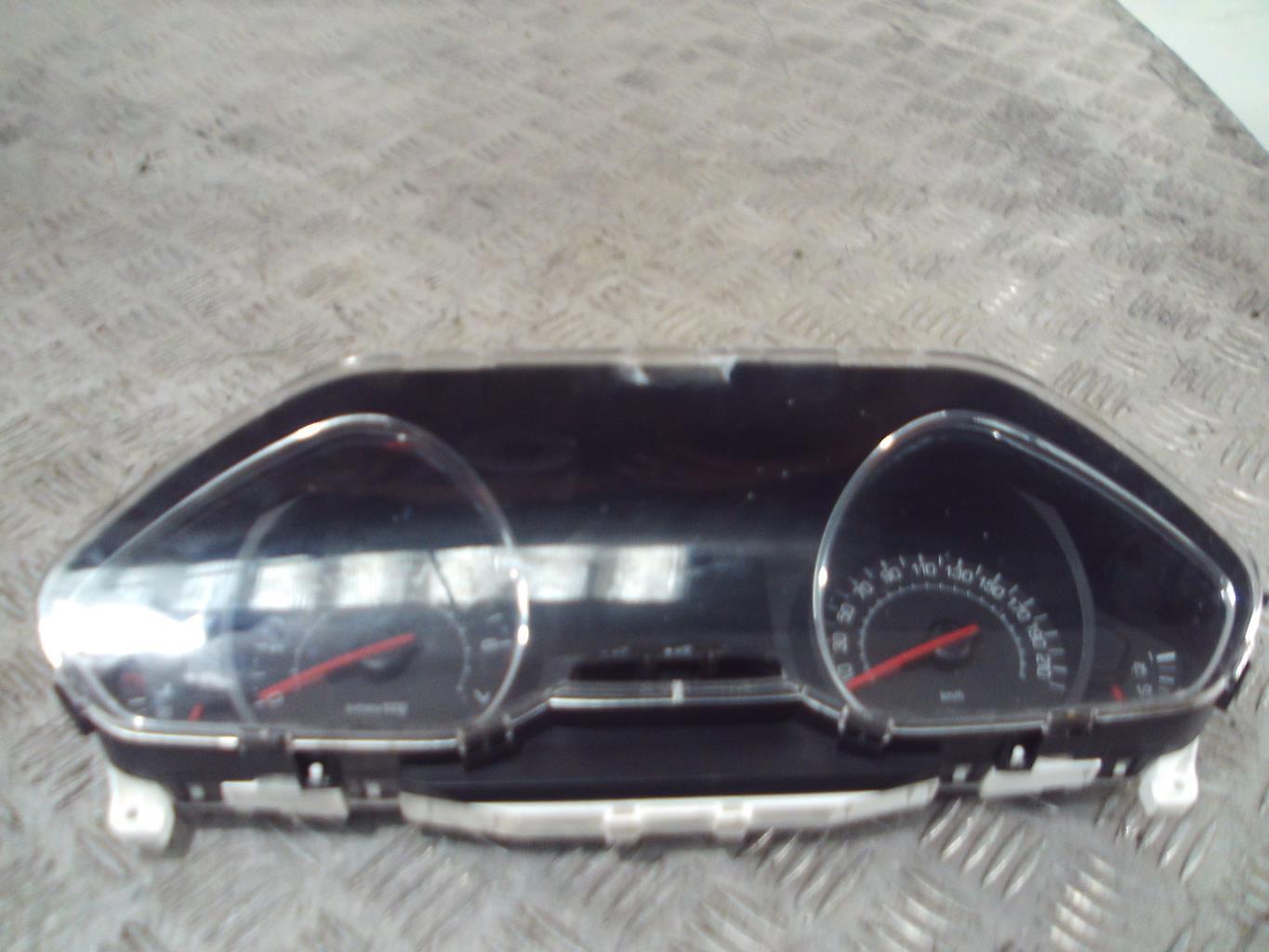 Compteur PEUGEOT 208 1 PHASE 1 Essence - 1