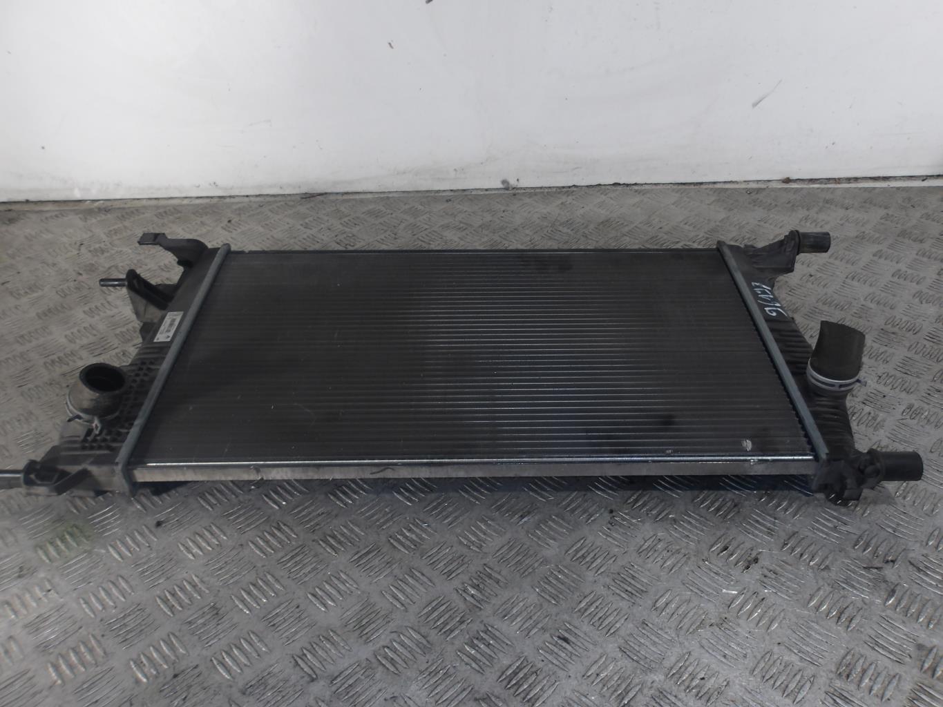 Radiateur eau RENAULT MEGANE 3 PHASE 1 Diesel - 1